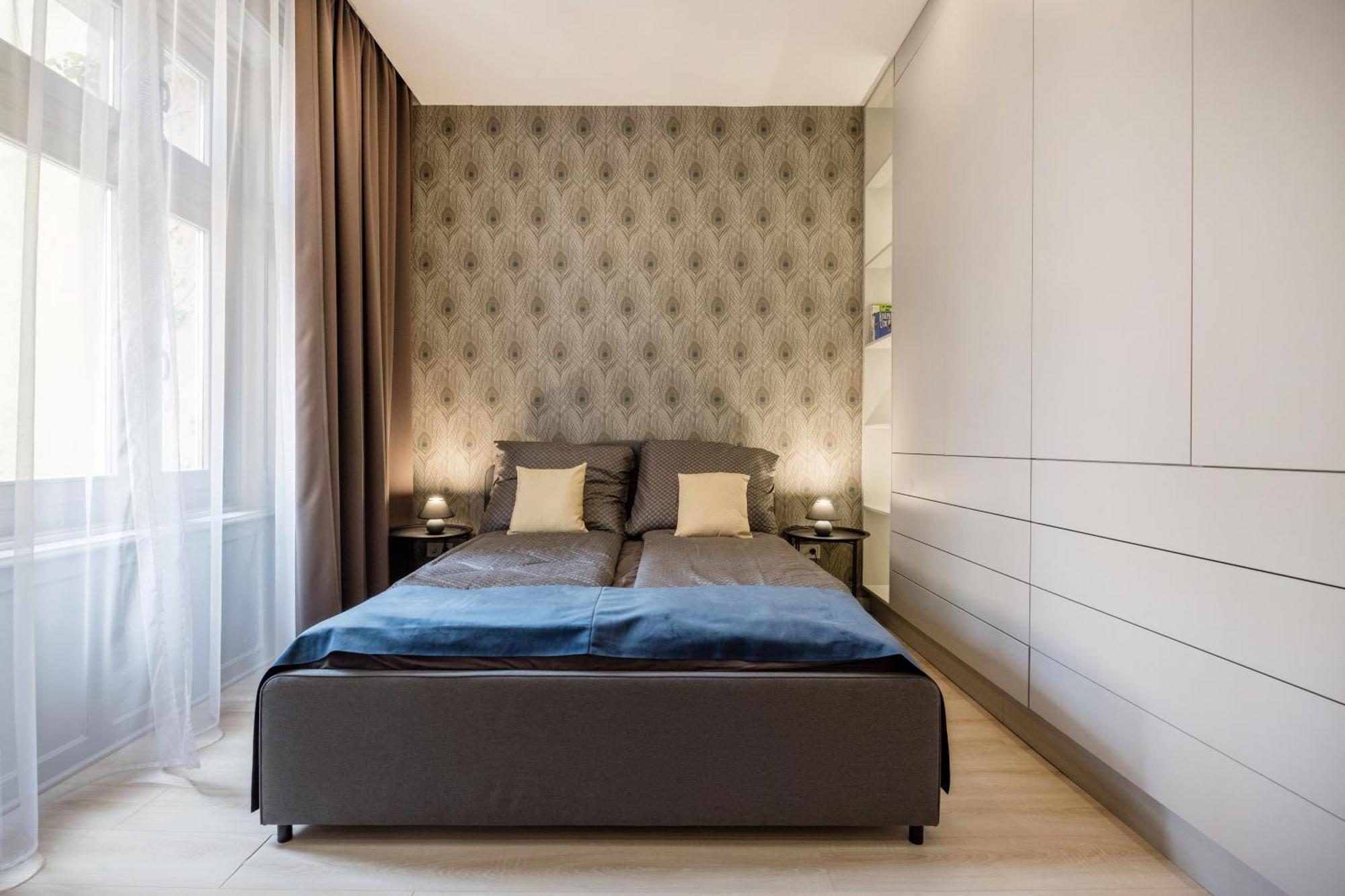 Elegant Two-bedroom In The Centre